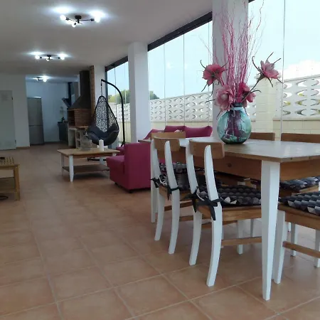 Ferienhaus Chalet De Lujo En La Playa